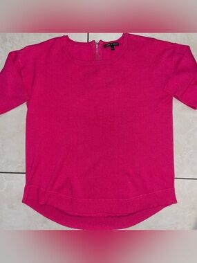 Hot Pink Short Sleeve Pullover Sweater